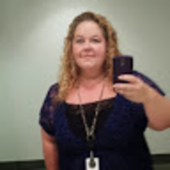 Meet your Posher, Dani - Picture 1 of 1